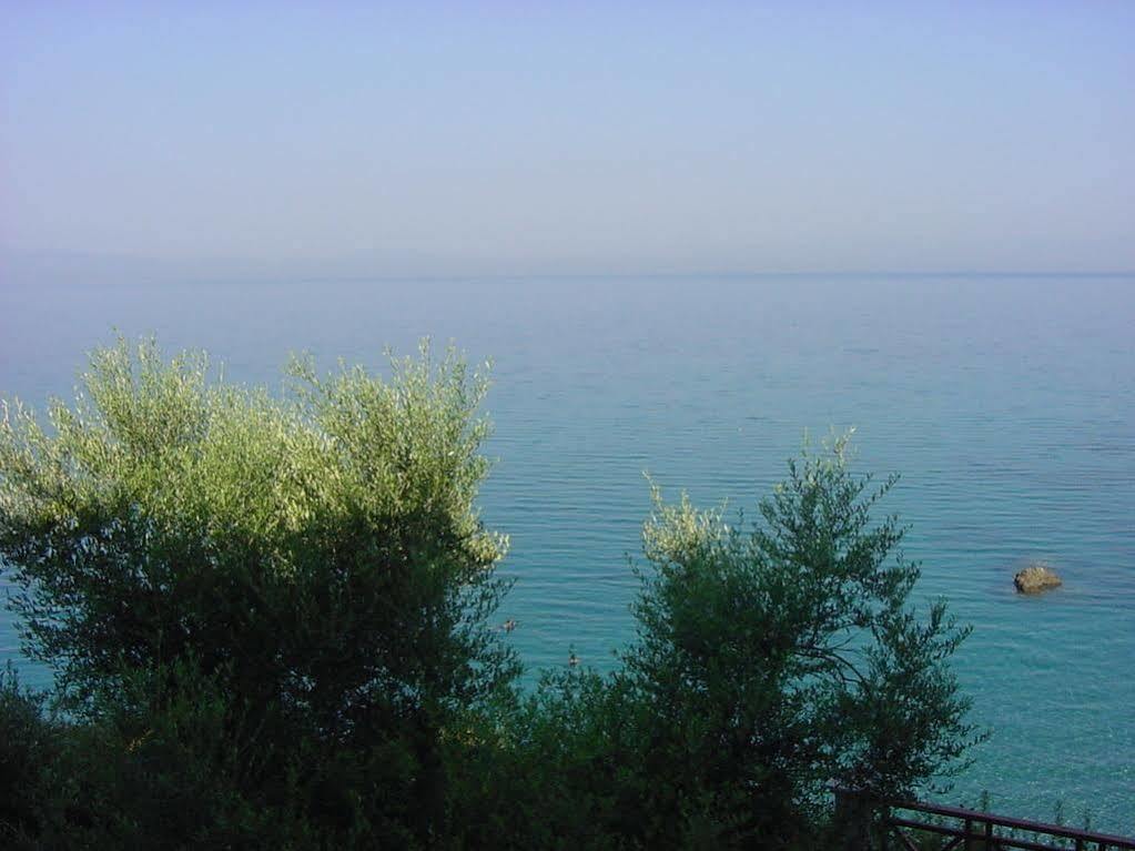 Avia Holiday Homes Buitenkant foto
