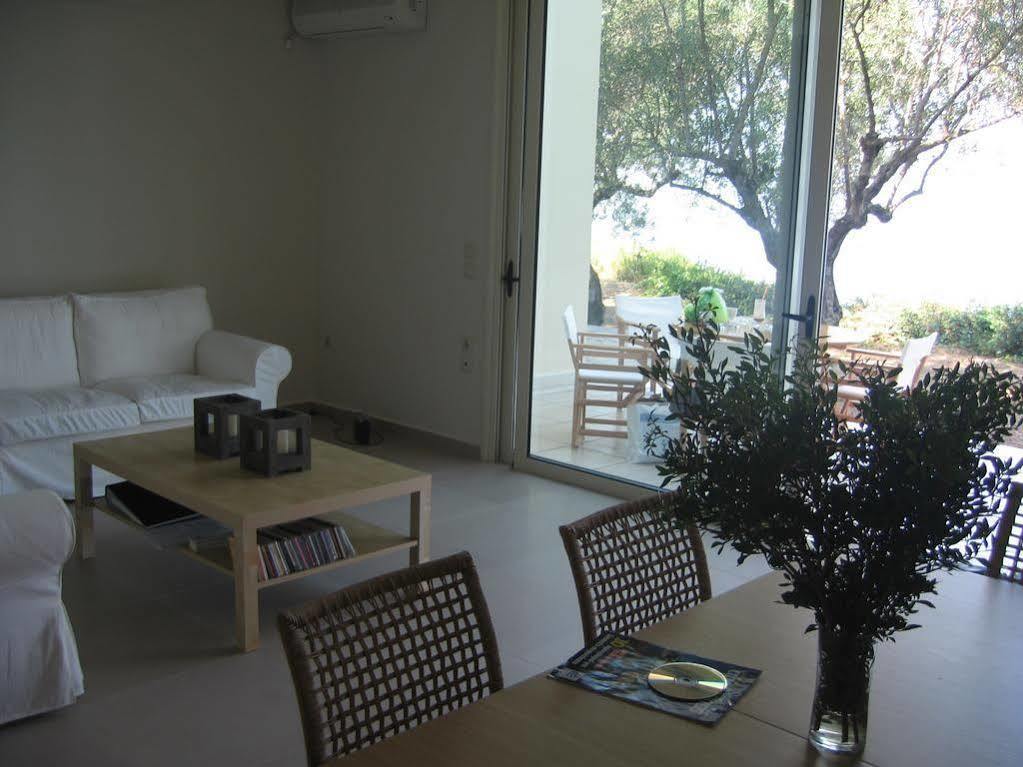 Avia Holiday Homes Buitenkant foto
