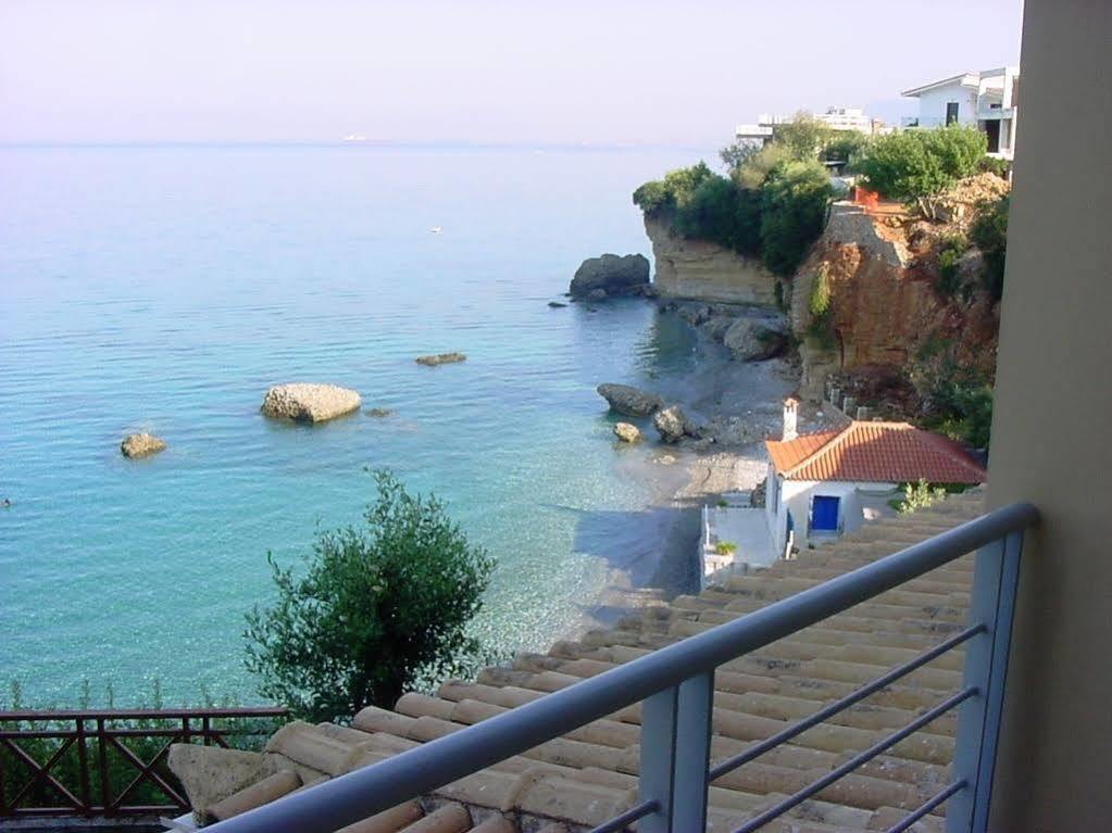 Avia Holiday Homes Buitenkant foto